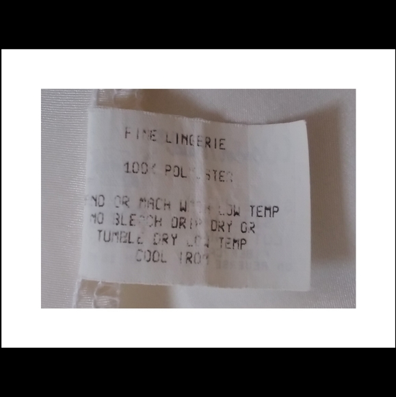 Vintage Wonder Maid Fine Lingerie Polyester Satin Slip - Picture 11 of 11